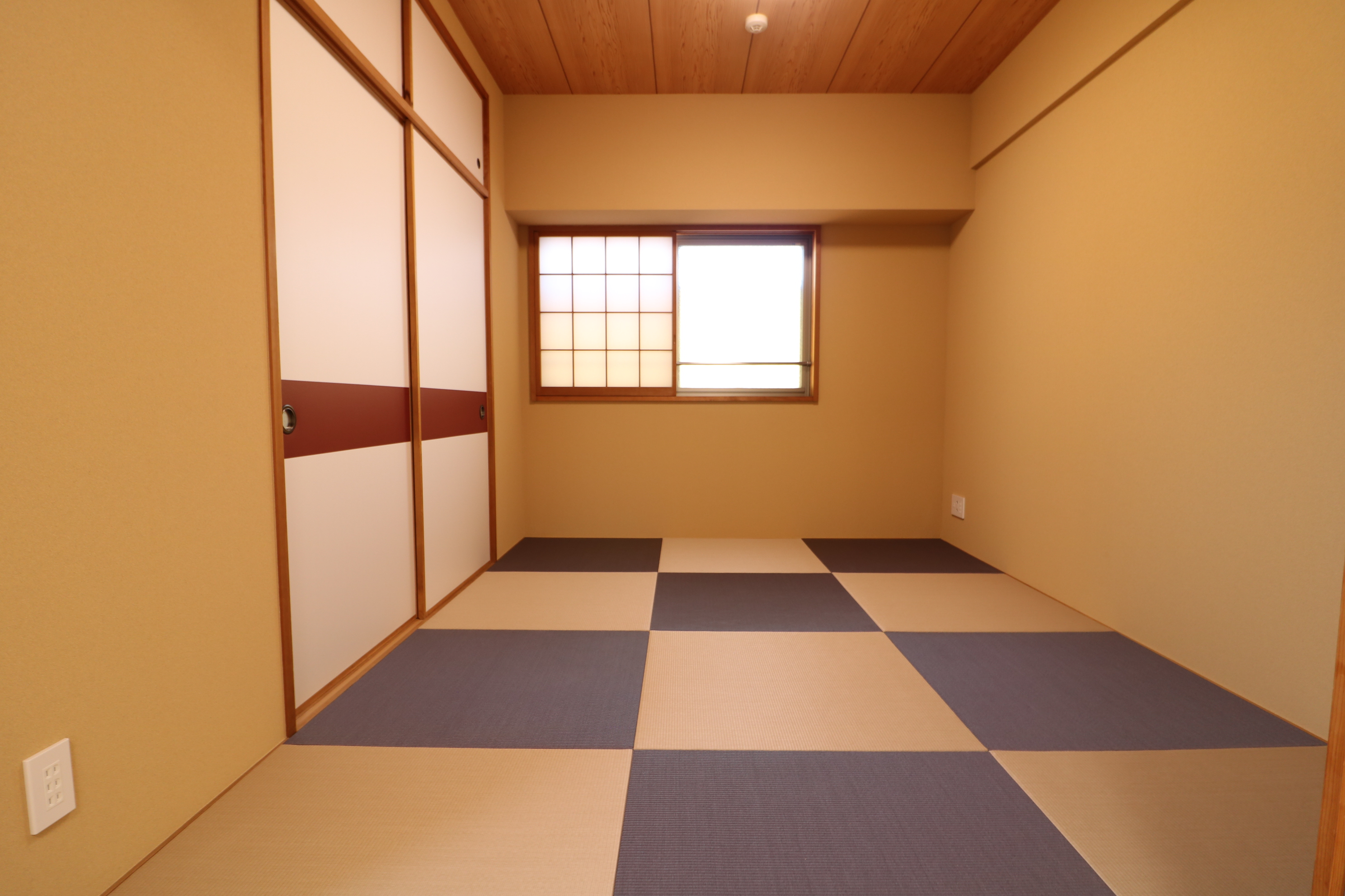 カラフルな琉球畳
