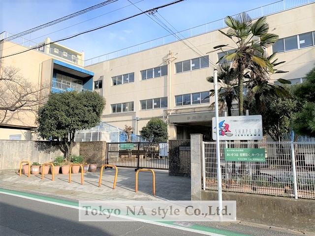 市川市立市川小学校まで徒歩4分